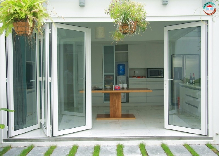 Cách tiết kiệm chi phí khi lắp đặt cửa nhựa lõi thép