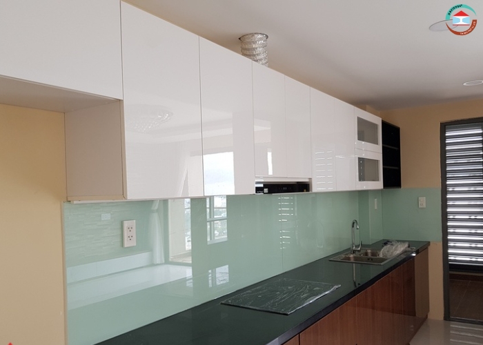 Các loại kính ốp bếp Đà Nẵng phổ biến hiện nay
