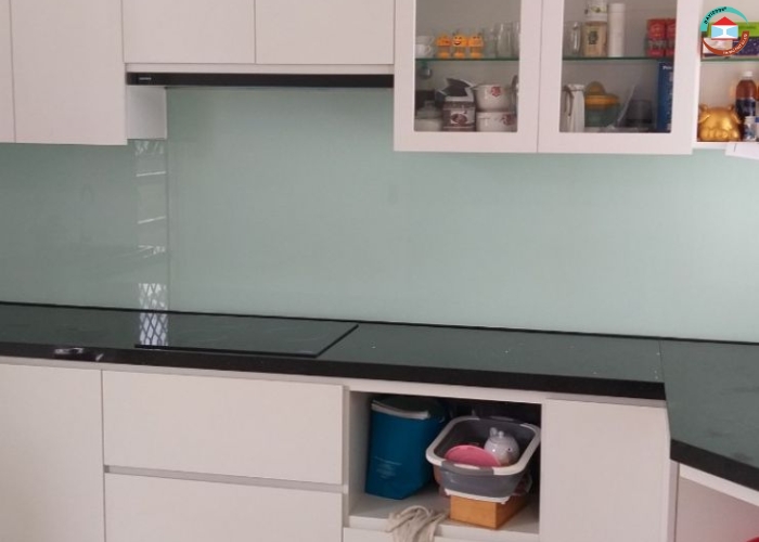 Những lợi ích khi lựa chọn kính dán tường bếp Đà Nẵng