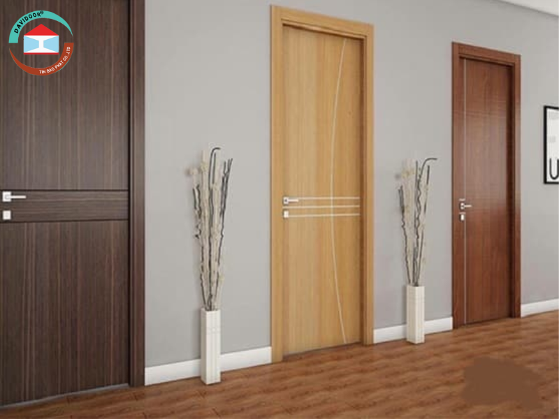 Cửa phòng ngủ đẹp giả gỗ