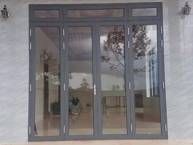 So sánh cửa gỗ, cửa nhôm Xingfa và cửa nhựa lõi thép